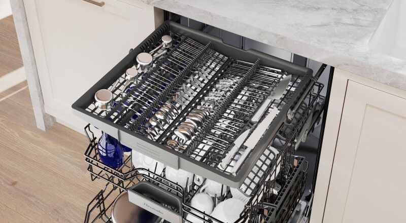 Emerald® Dishwasher 24'' Masterpiece®, DWHD640EFM