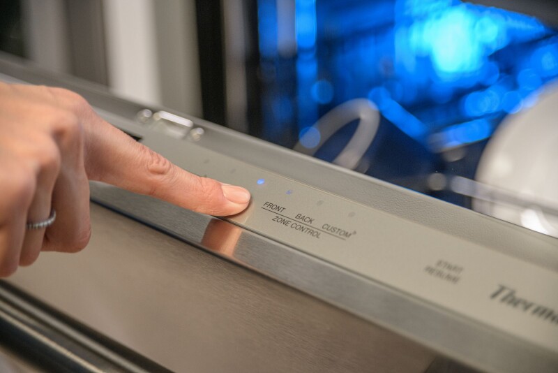 Sapphire® Dishwasher 24'' Professional, DWHD660EFP