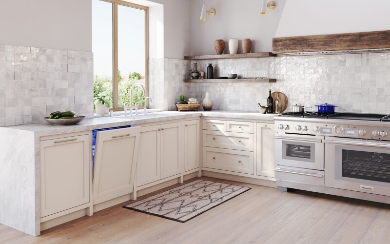 Sapphire® Dishwasher 24'' Custom Panel Ready DWHD660EPR