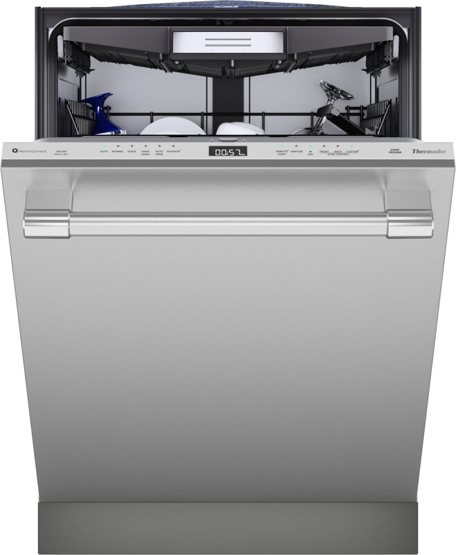 Star Sapphire® Dishwasher 24'' Professional, DWHD661EFP