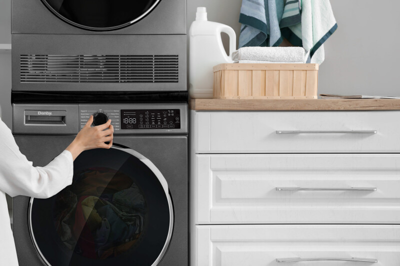 24″ Stackable Front Load Washer with Steam DWM022D1DSDB