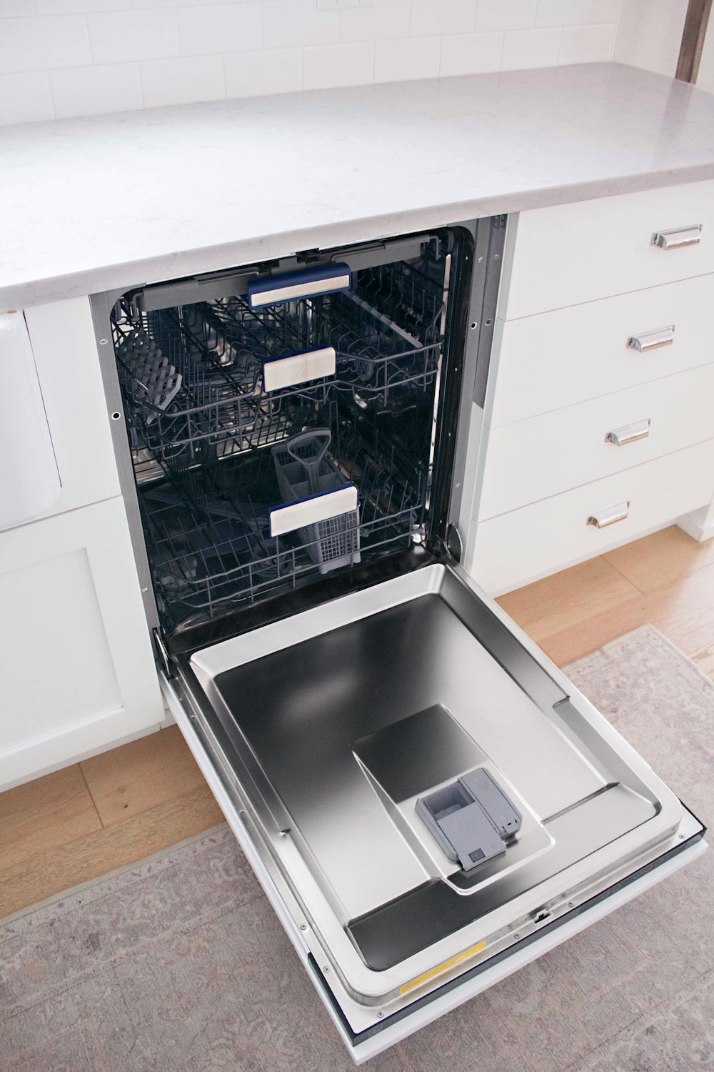 Autograph Edition 24 In. Tallac Series 3rd Rack Top Control Built-in Tall Tub Dishwasher In Custom Panel Ready With Polished Gold Handle, 51dba DWVZ24G
