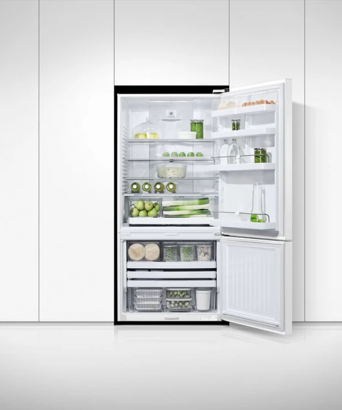 Freestanding Refrigerator Freezer, 32", 17.5 cu ft E522BRWFD5N