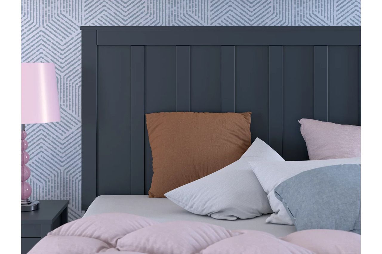 Simmenfort Full Platform Bed In Navy Blue EB1528B2