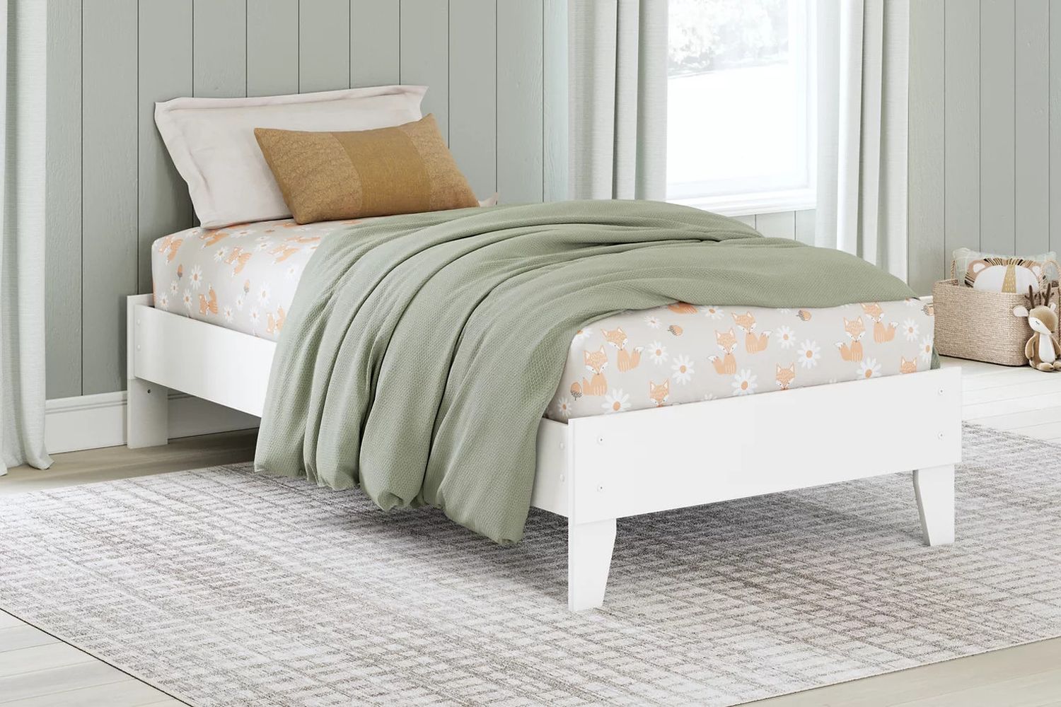 Hallityn Twin Platform Bed In White EB1810111