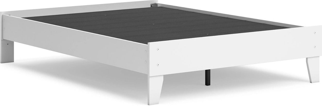 Hallityn Full Platform Bed In White EB1810112