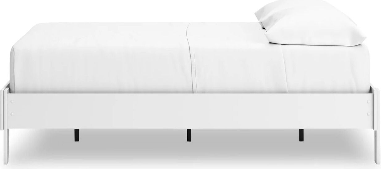 Hallityn Full Platform Bed In White EB1810112