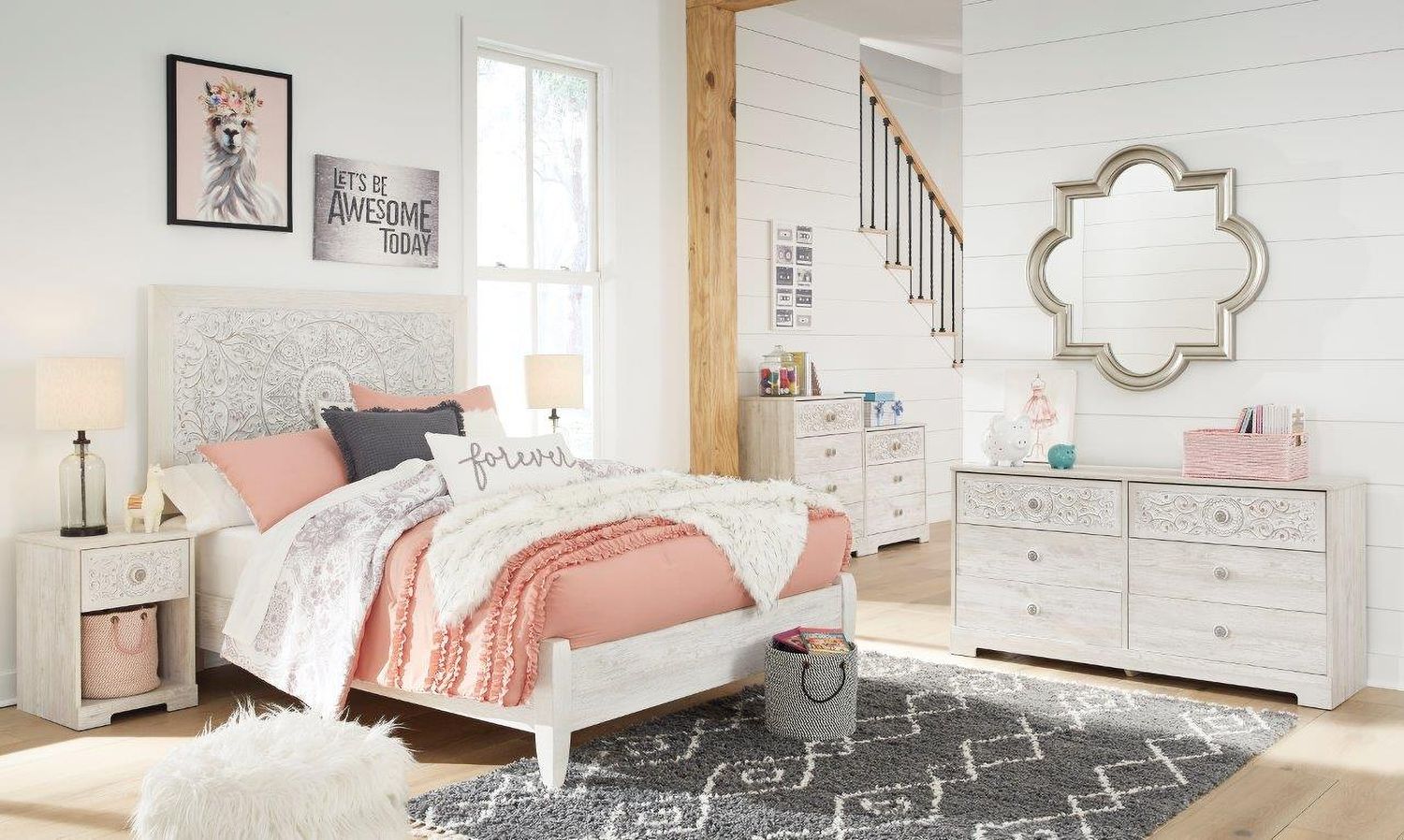 Paxberry Whitewash Six Drawer Dresser EB1811131