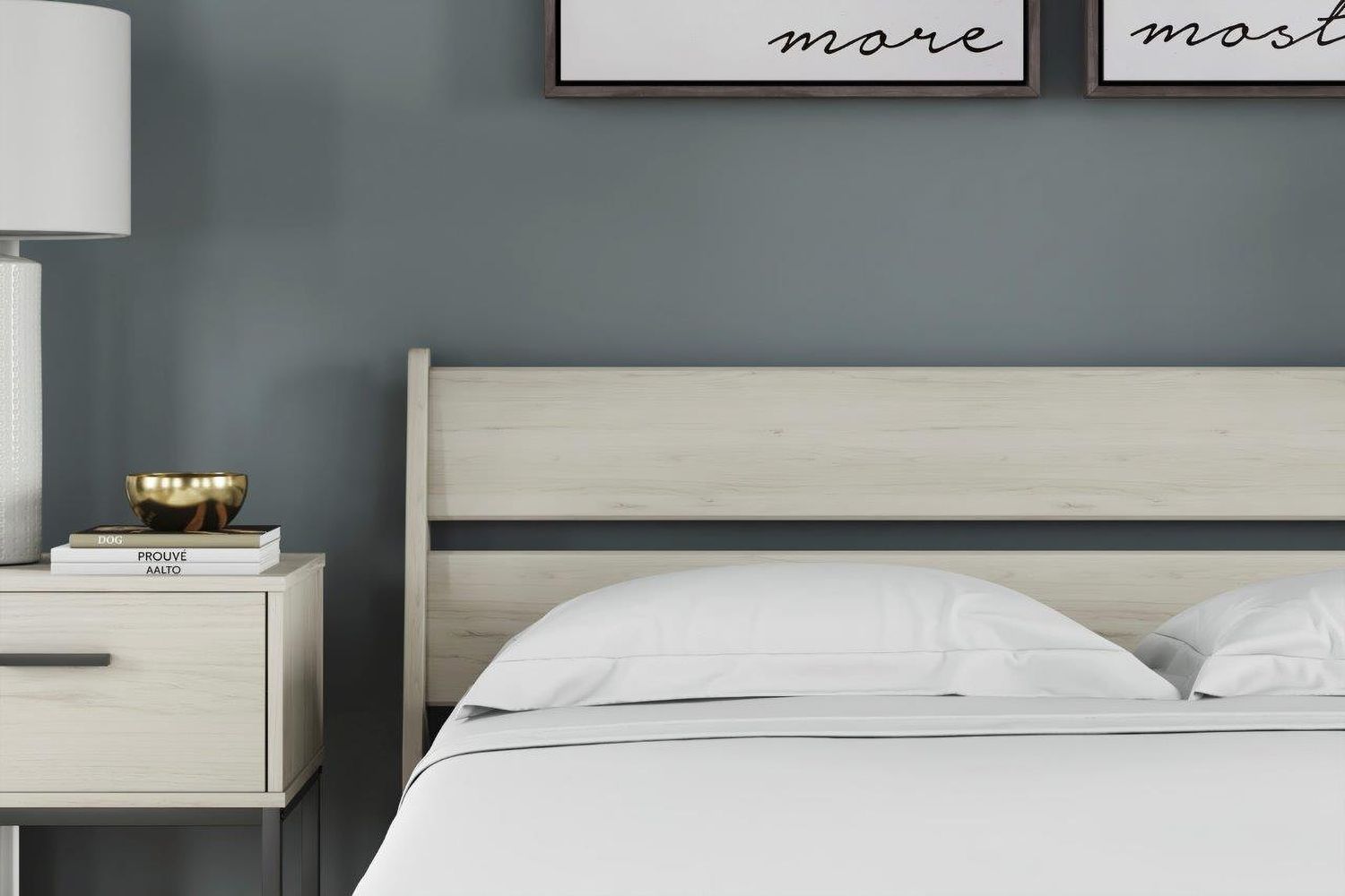 Socalle Natural Queen Platform Bed EB1864B1