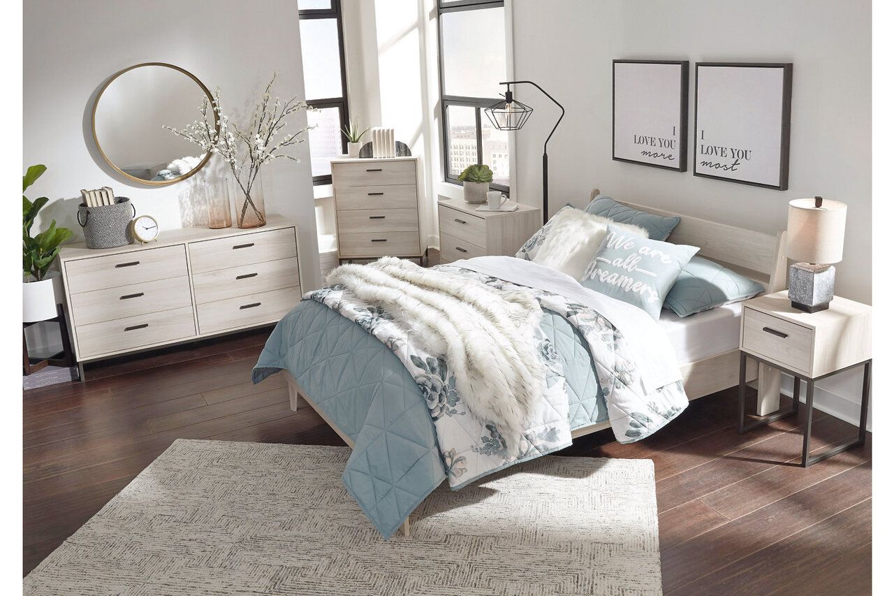 Socalle Natural Full Platform Bed EB1864B2