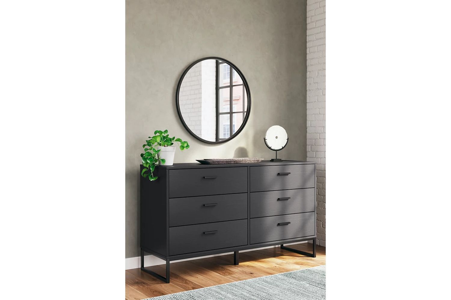 Socalle Dresser In Black EB1865231