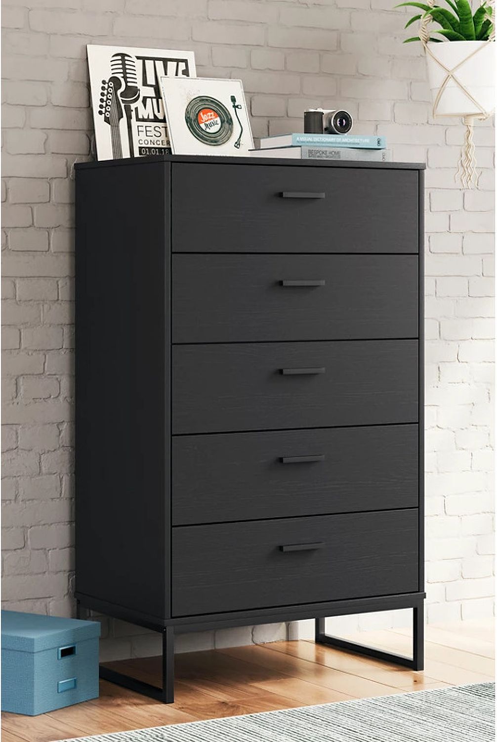 Socalle Chest of Drawers In Black EB1865245