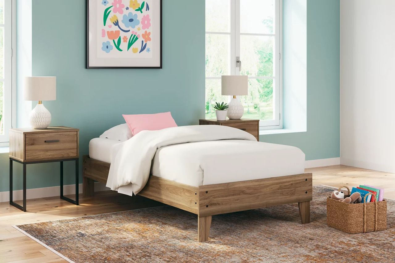 Deanlow Twin Platform Bed In Honey EB1866111
