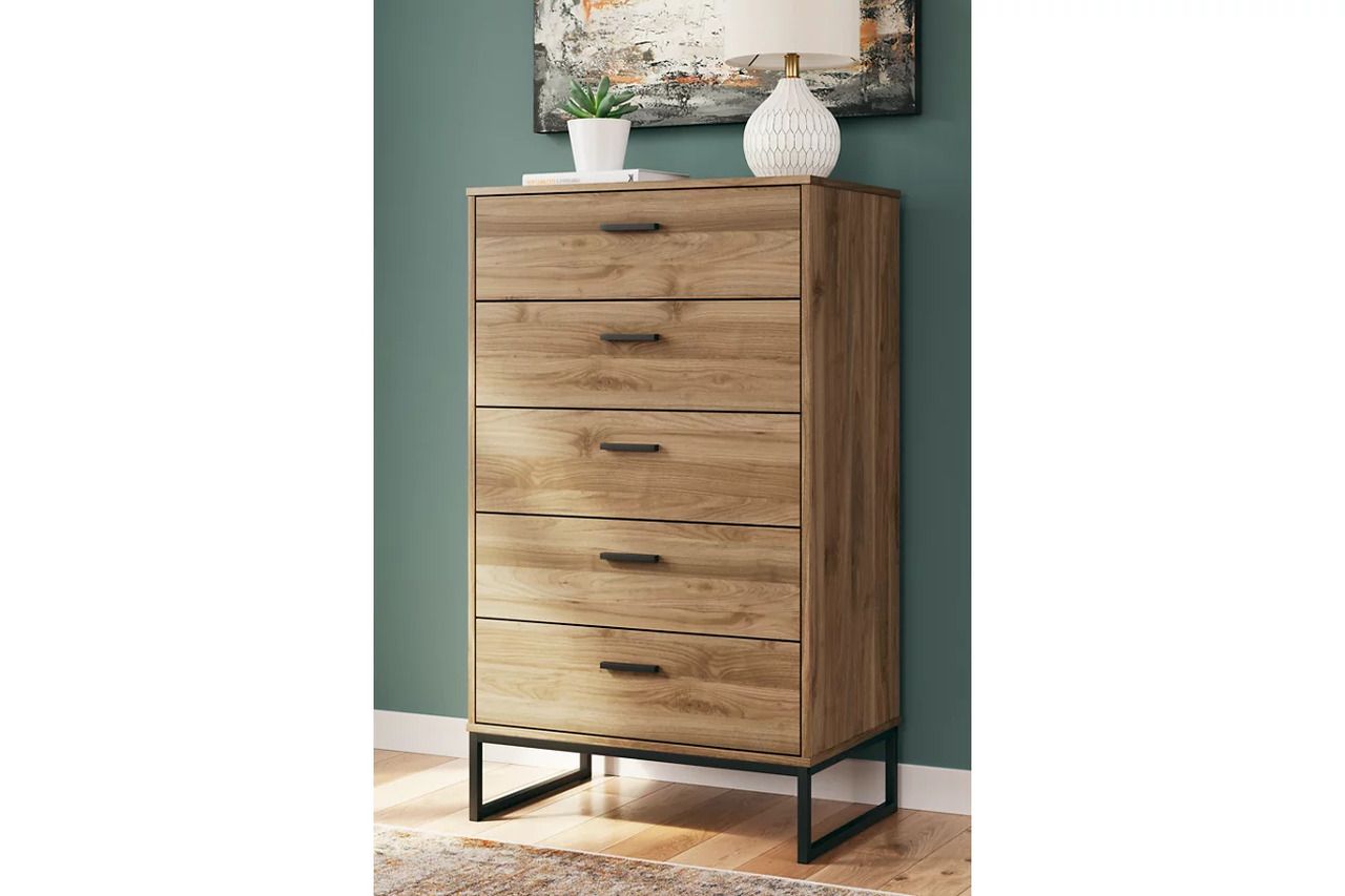 Deanlow Chest of Drawers In Honey EB1866245