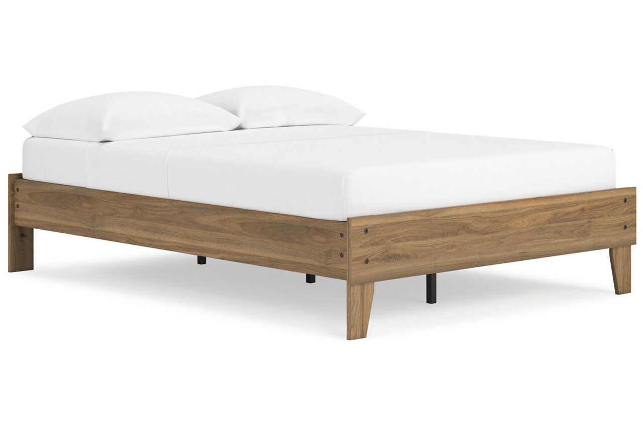 Deanlow Full Platform Panel Bed In Honey EB1866B2