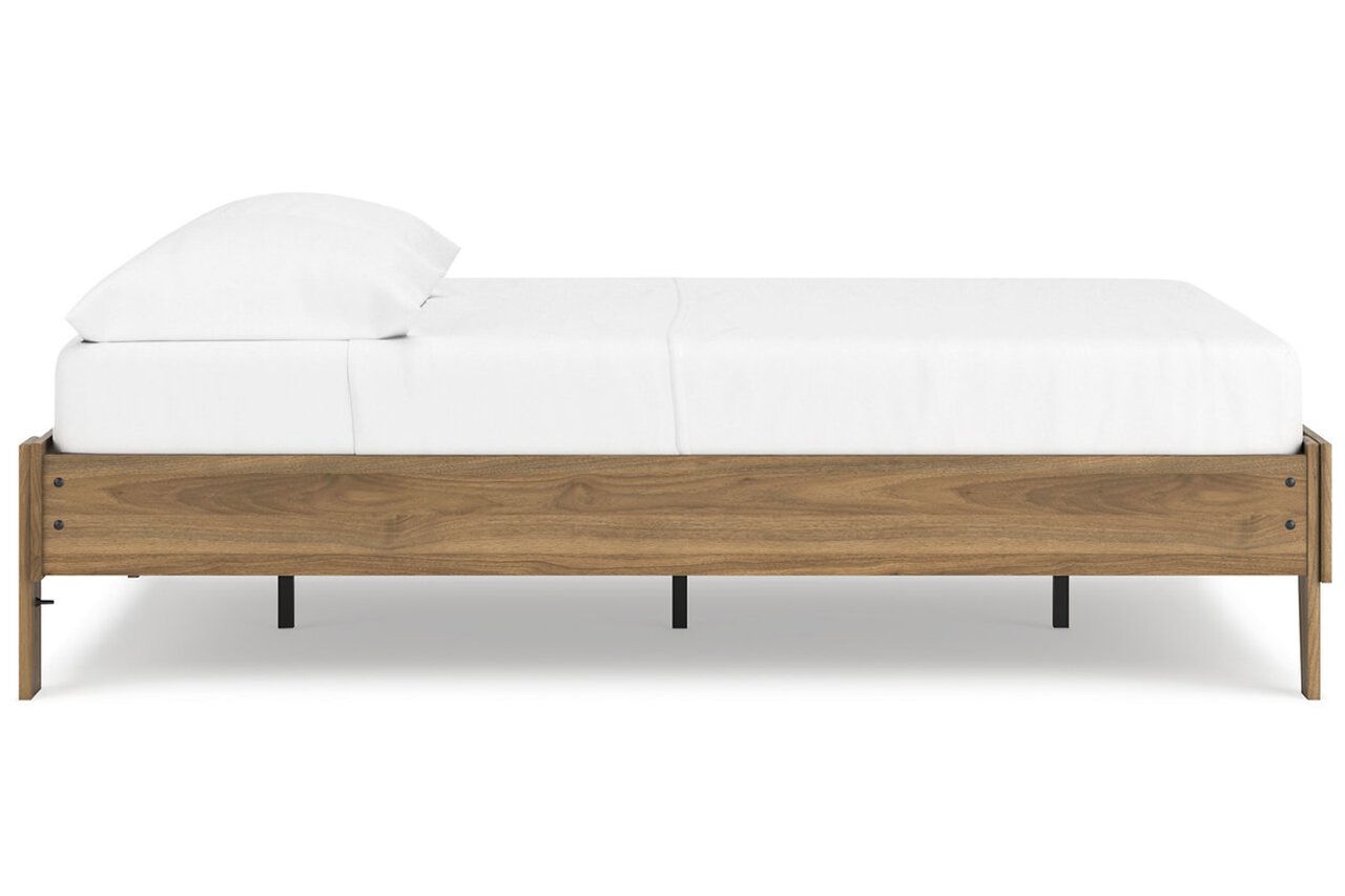 Deanlow Full Platform Panel Bed In Honey EB1866B2