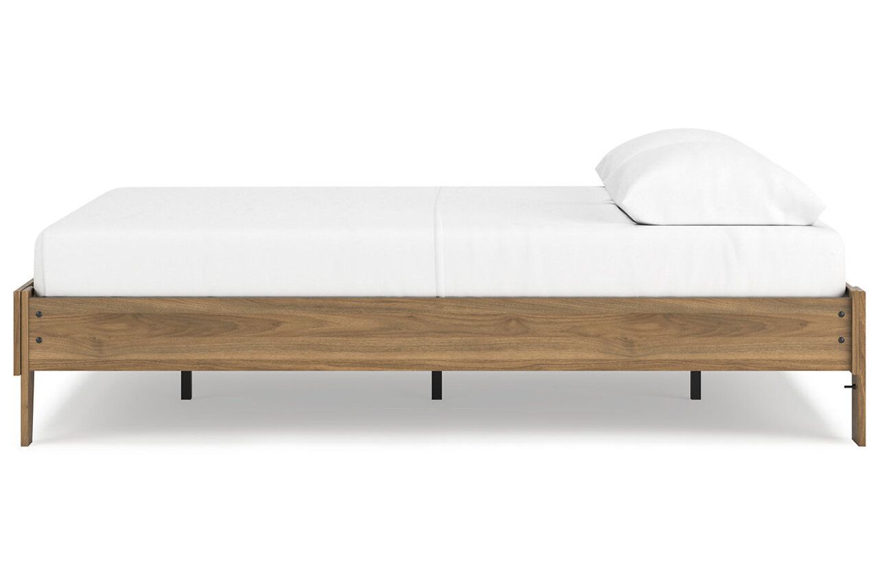 Deanlow Queen Platform Panel Bed In Honey EB1866B3