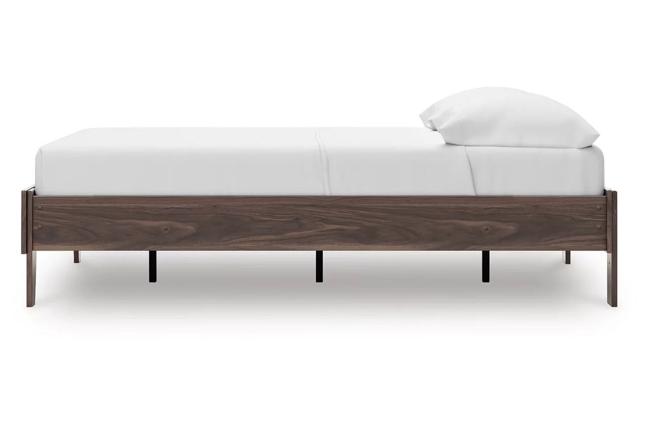 Calverson Mocha Full Platform Bed EB3660112