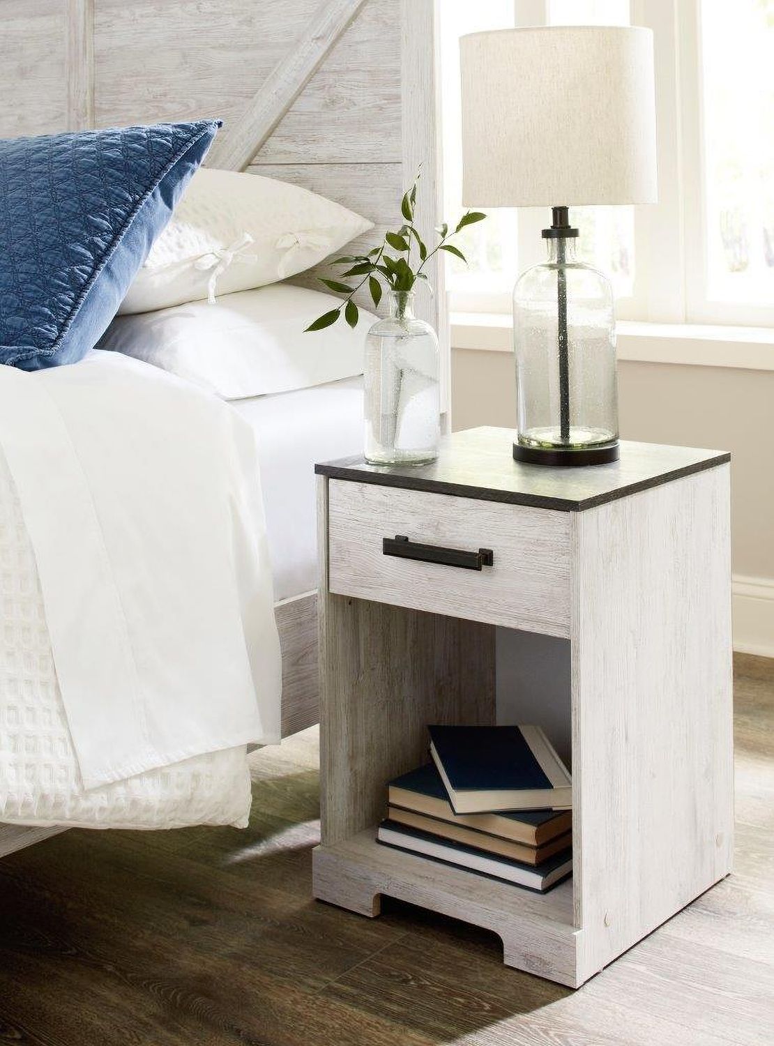 Shawburn Whitewash/Charcoal Gray One Drawer Night Stand EB4121291