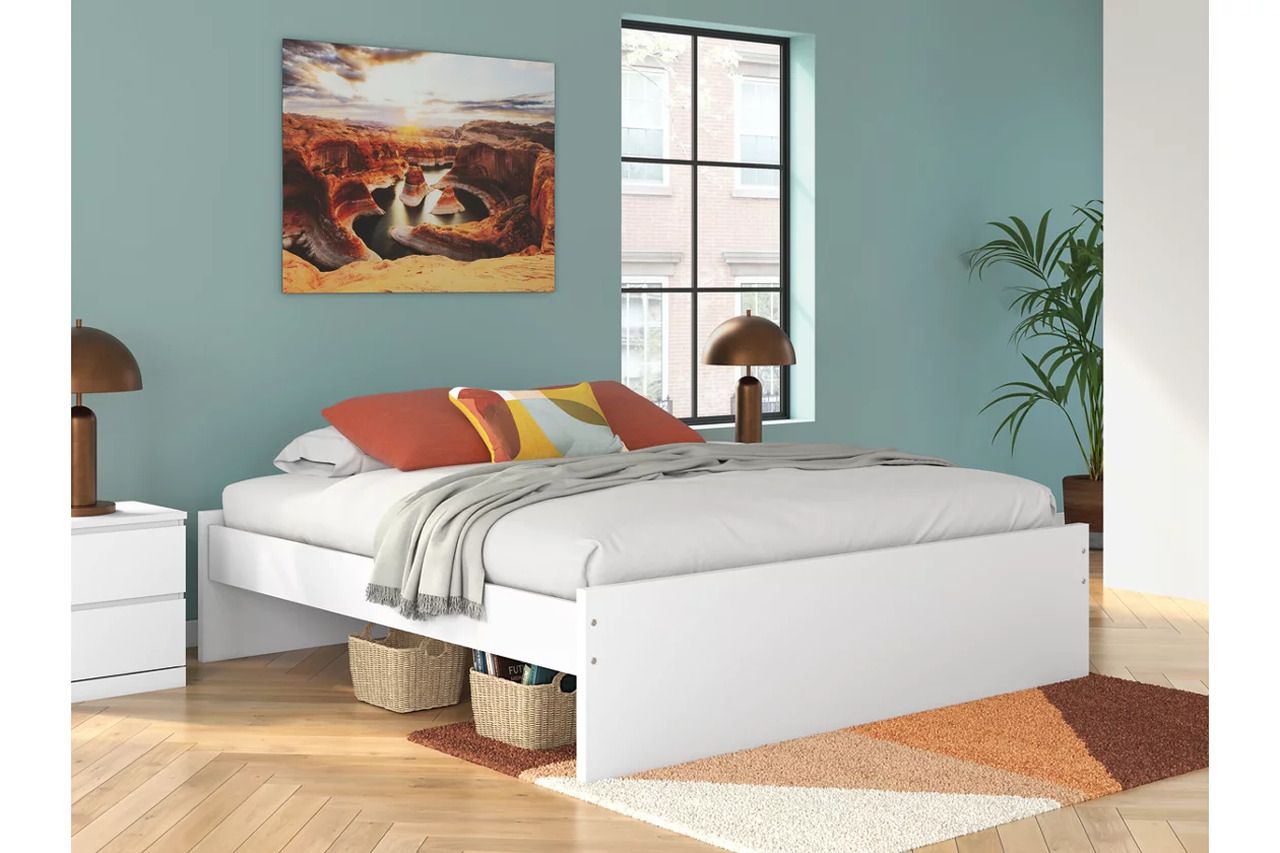 Onita King Platform Bed In White EB9630B17