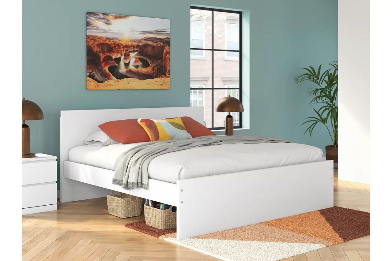 Onita King Panel Platform Bed In White EB9630B19