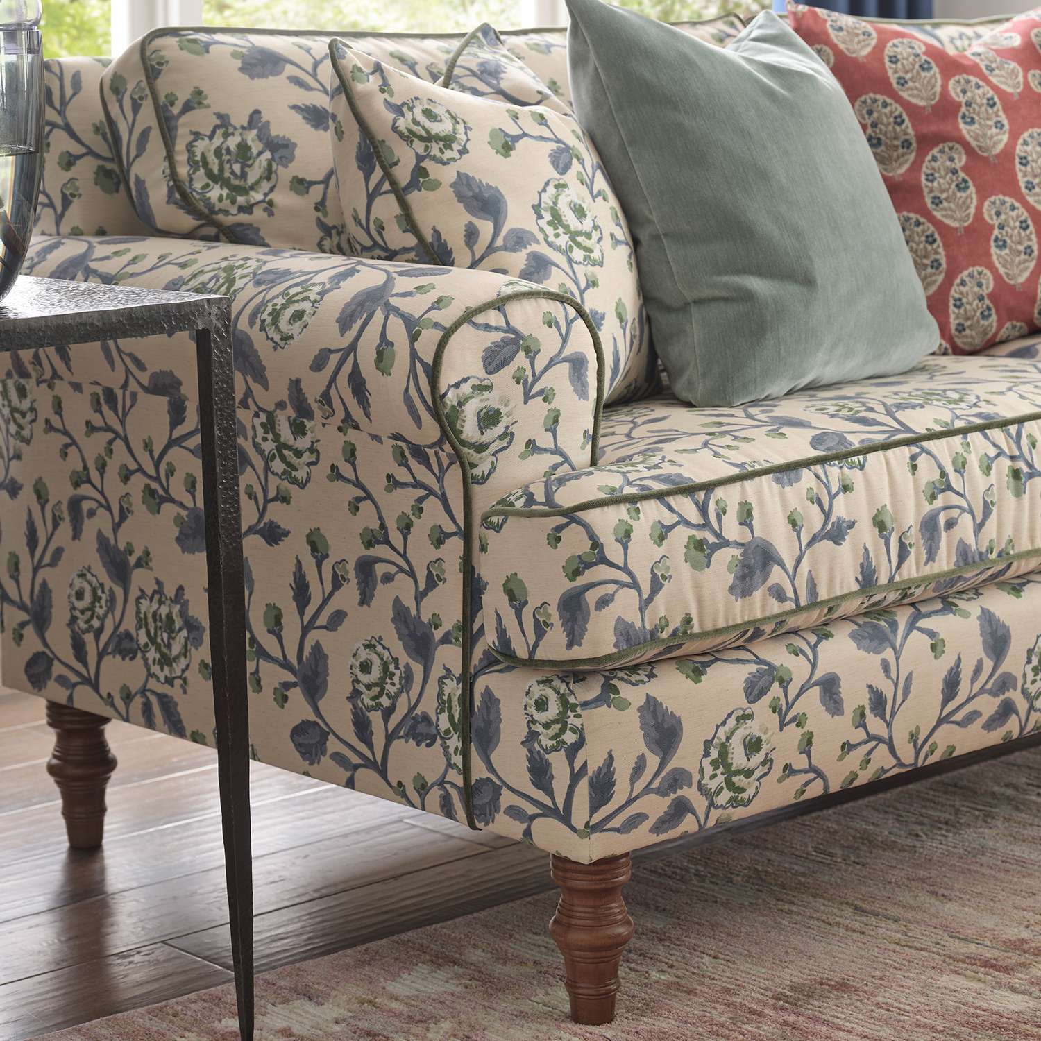 Faulkner - Classic Southern-styled Sofa With Nostalgic Comfort. - EBS23DWSC EBS23DWSC