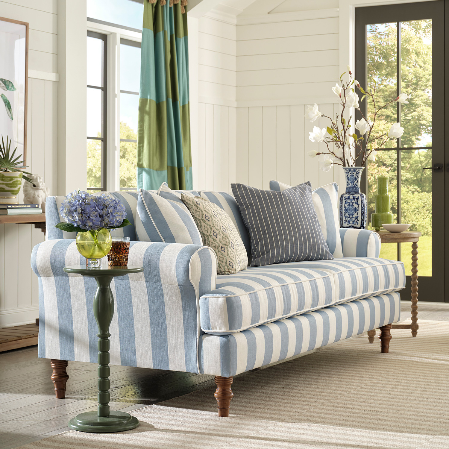 Faulkner - Classic Southern-styled Sofa With Nostalgic Comfort. - EBS23DWSC EBS23DWSC