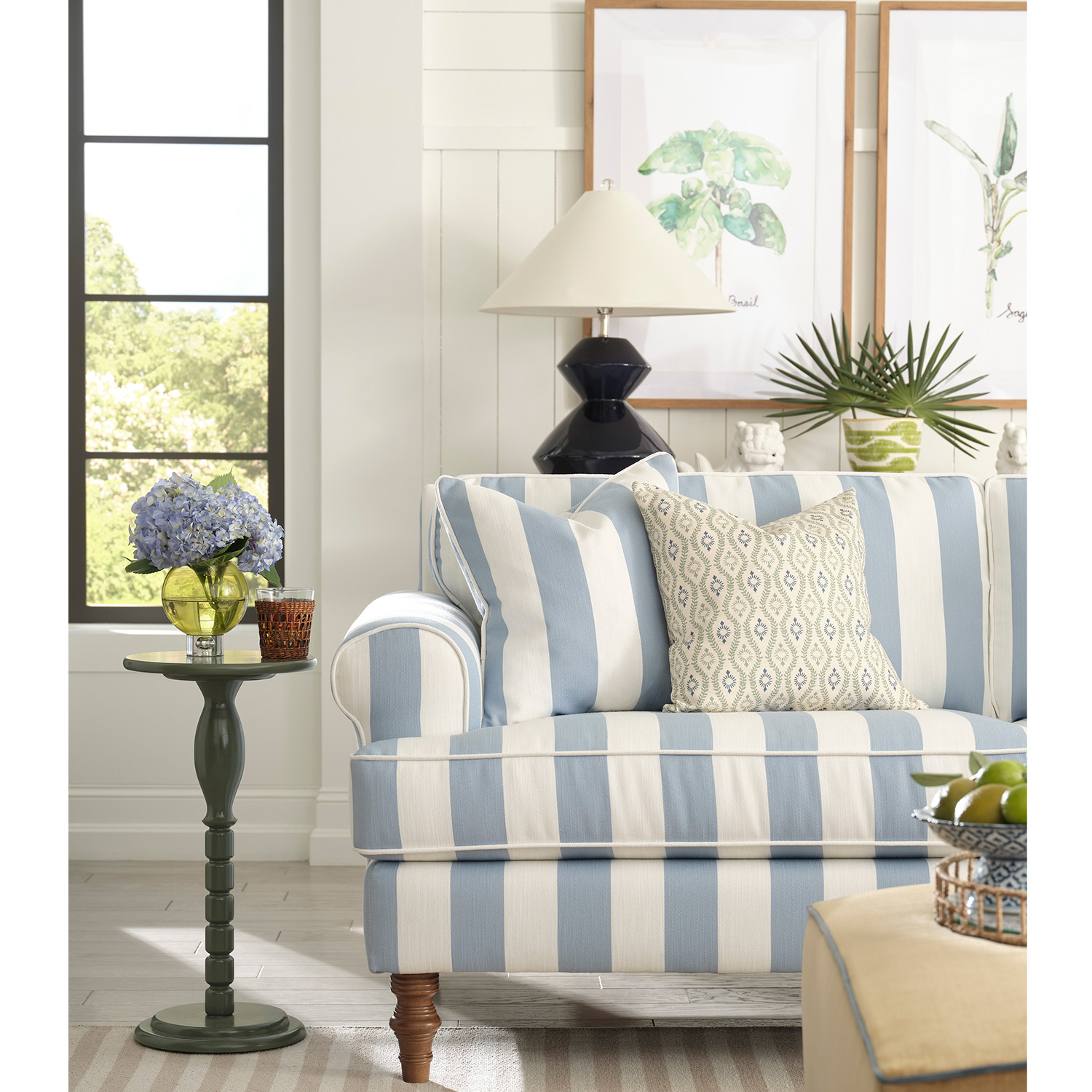 Faulkner - Classic Southern-styled Sofa With Nostalgic Comfort. - EBS23DWSC EBS23DWSC