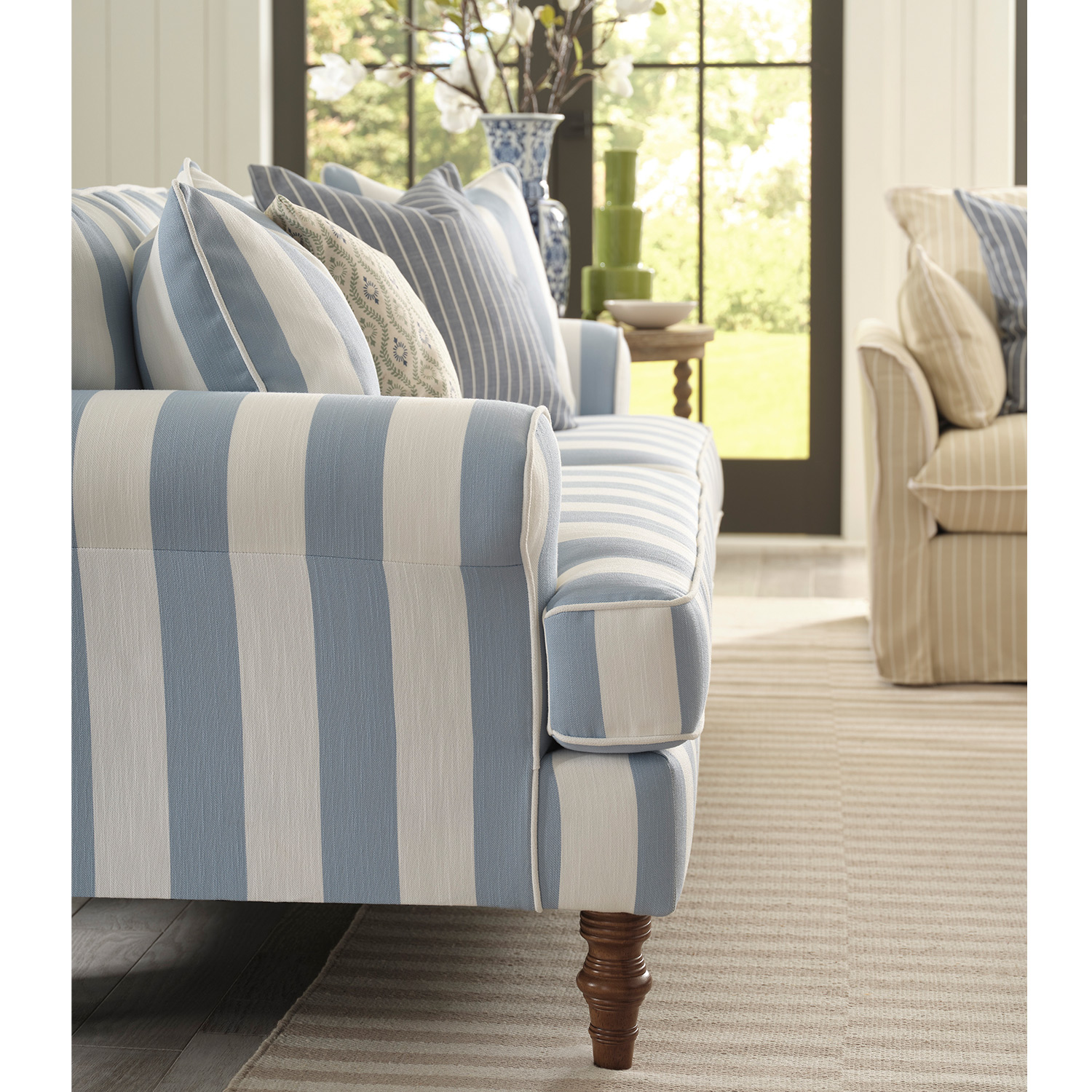 Faulkner - Classic Southern-styled Sofa With Nostalgic Comfort. - EBS23DWSC EBS23DWSC