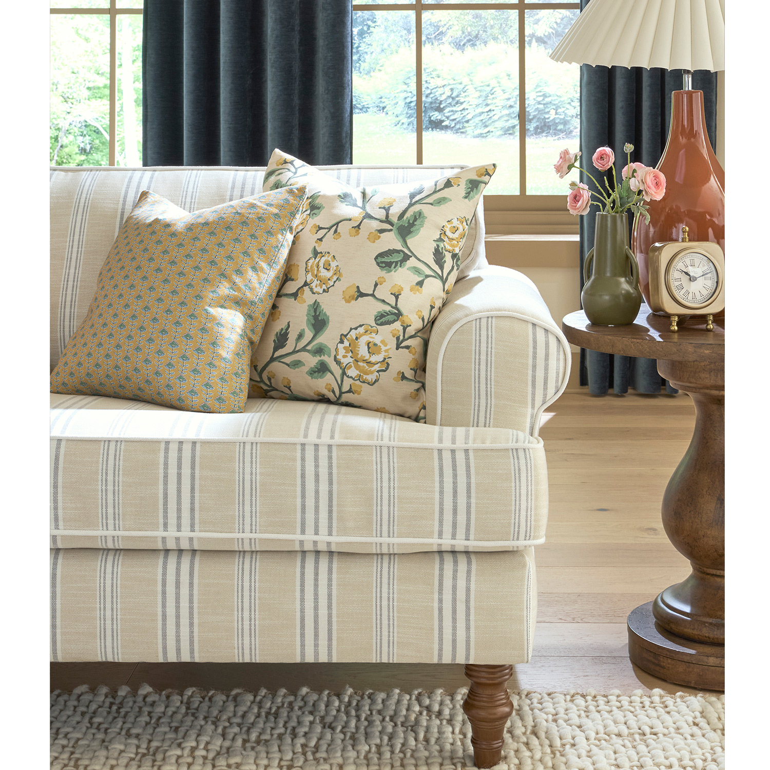 Faulkner - Classic Southern-styled Sofa With Nostalgic Comfort. - EBS23DWSC EBS23DWSC