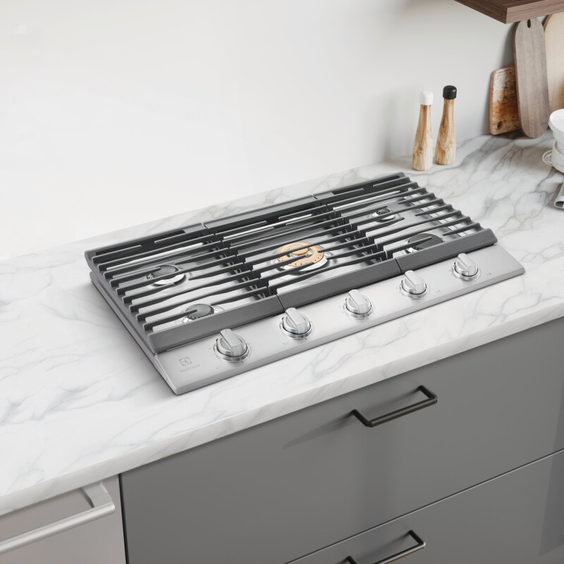 36" Gas Cooktop view 2