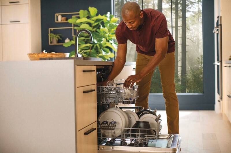 24" Stainless Steel Tub Built-In Dishwasher with SmartBoost view 3