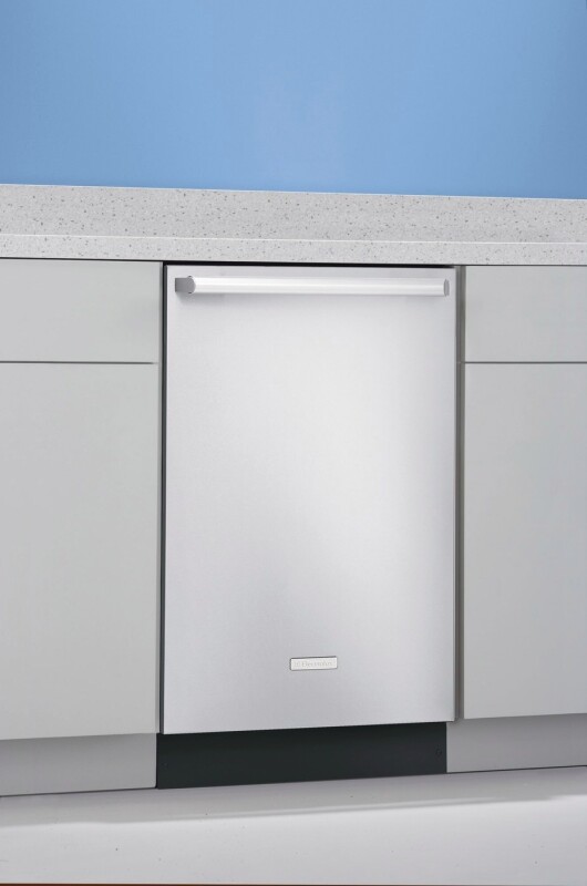 18"Built-In Dishwasher with IQ-Touch™ Controls EIDW1805KS