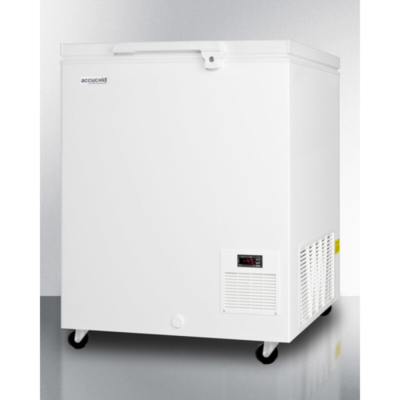 4.8 Cu.Ft. Chest Freezer EL11LT