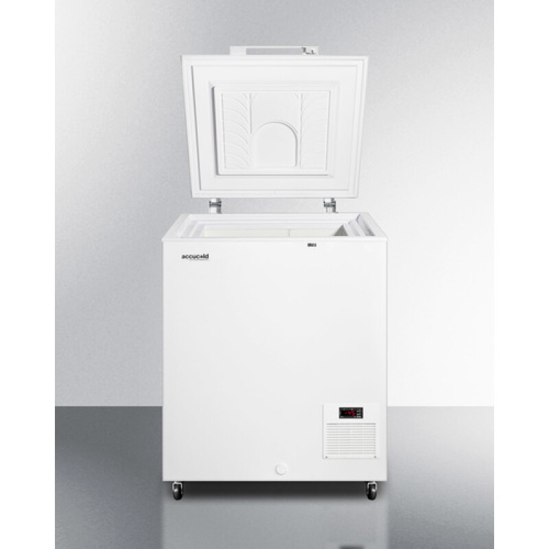 4.8 Cu.Ft. Chest Freezer EL11LT