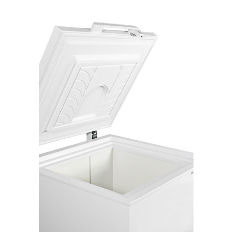 4.8 Cu.Ft. Chest Freezer EL11LT