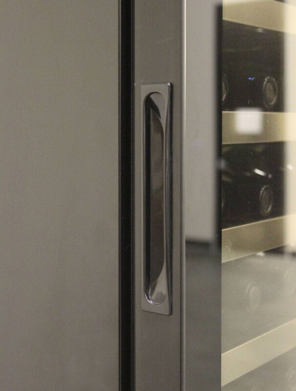 155-Bottle Dual-Zone Wine Cooler (Both Right or Left Hinge Options Available) EL142TSST