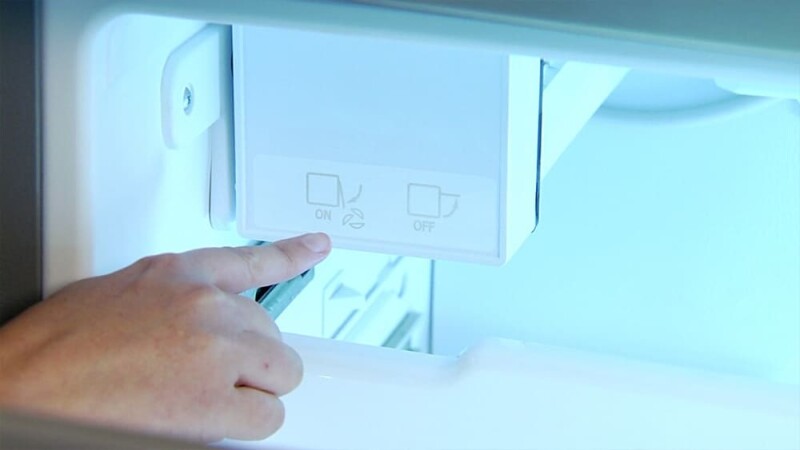 Standard-Depth French Door Refrigerator with Luxury-Touch Controls EL28BS90KS