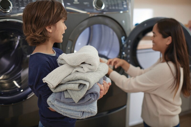 Load Perfect Steam™ Electric Dryer with Balanced Dry™ and Instant Refresh – 8.0 Cu. Ft. view 10