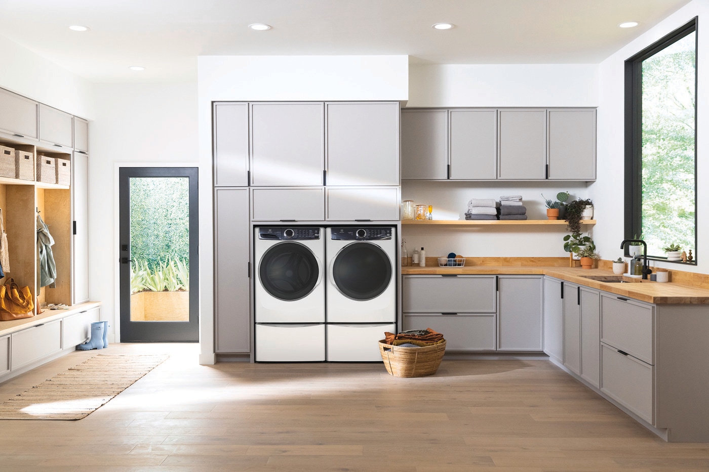 Front Load Perfect Steam Electric Dryer with Balanced Dry™ and Instant Refresh – 8.0 Cu. Ft. view 14