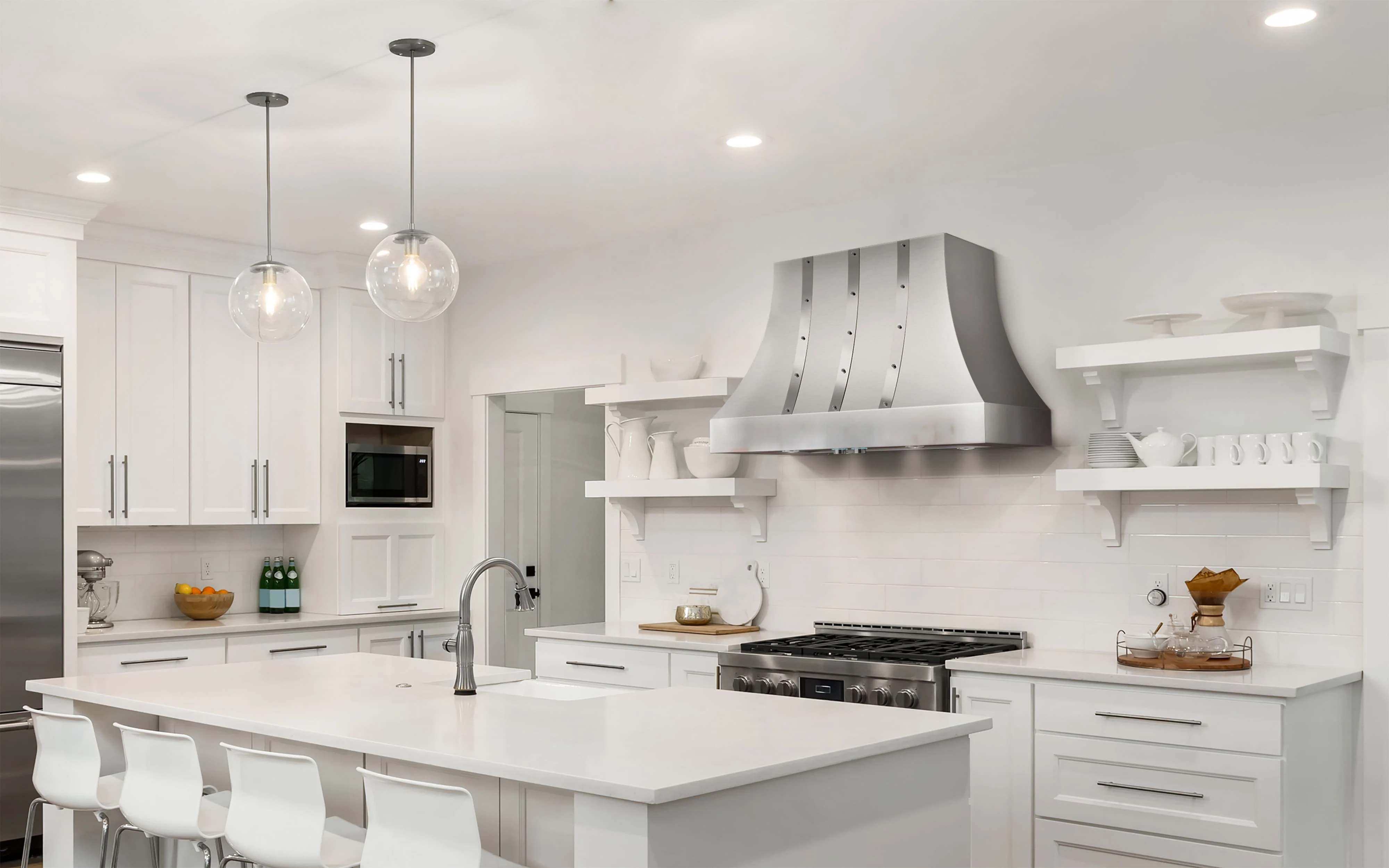 Oristano 48" Wall-mount Range Hood EORX48S1
