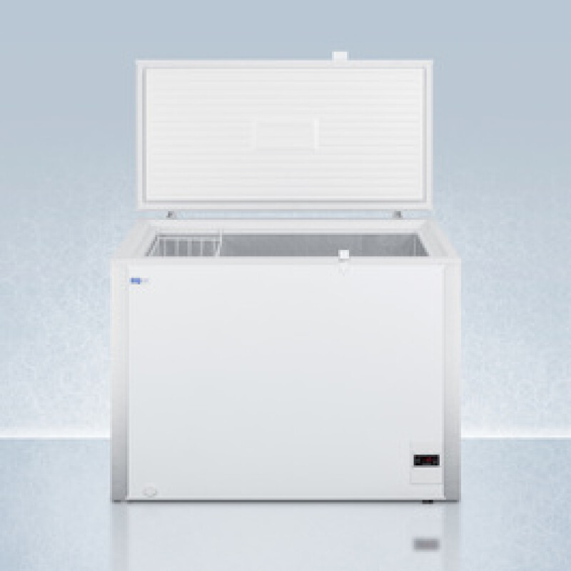 8 Cu.Ft. Chest Freezer EQFF72