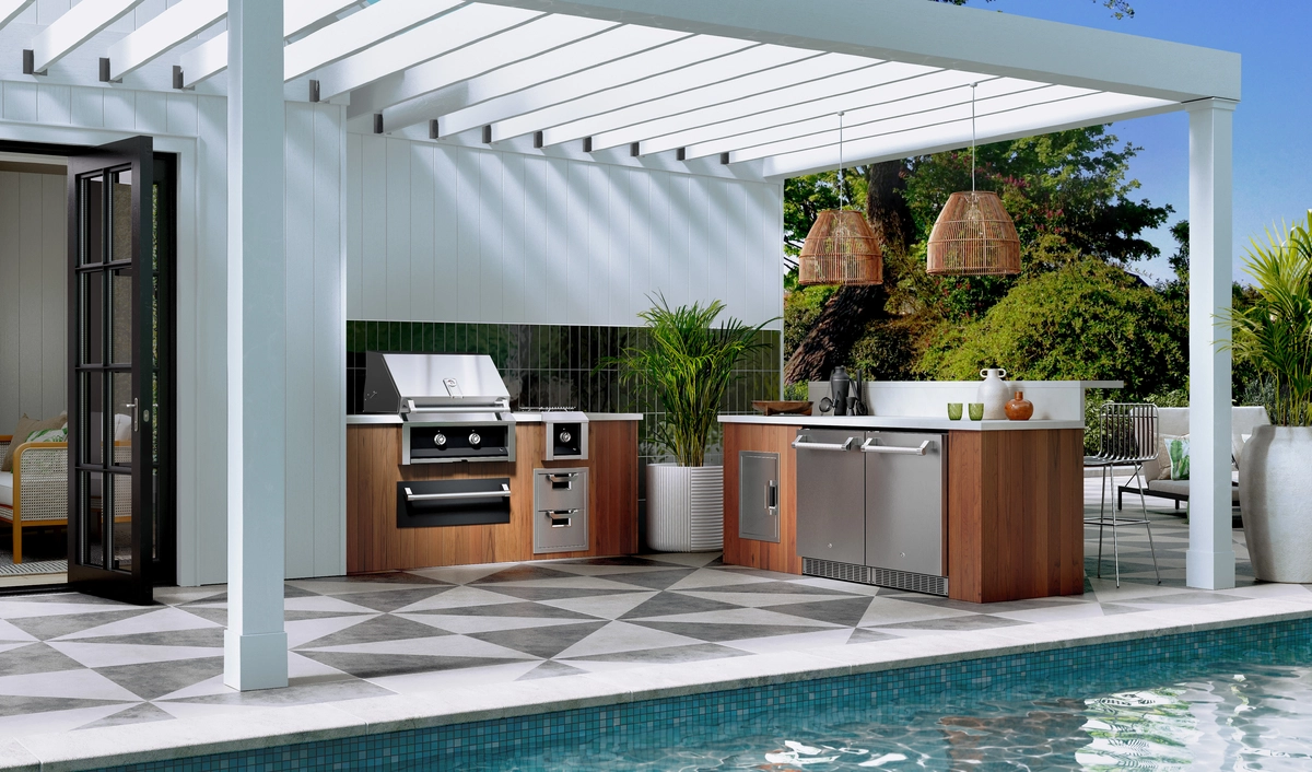 24" Aspire Undercounter Refrigerator - ERS Series ERS24