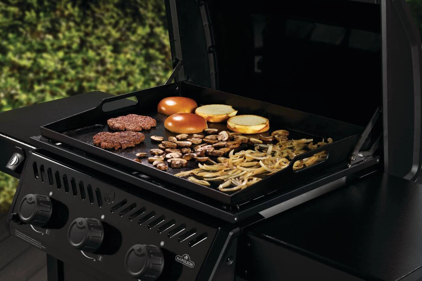 Freestyle™ 24 Inch Pre-seasoned Non-Stick Griddle F24DFTNK