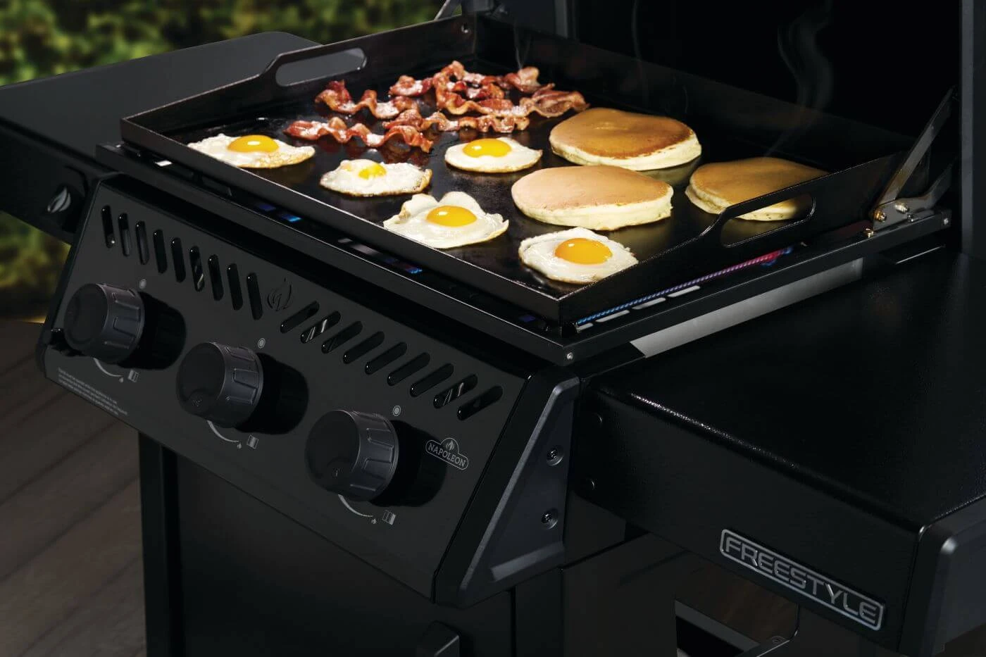 Freestyle™ 24 Inch Pre-seasoned Non-Stick Griddle F24DFTPK