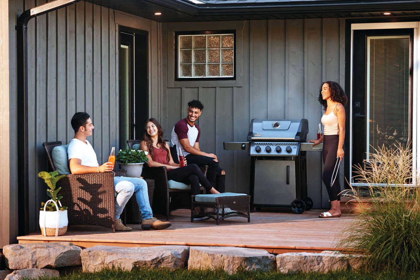 Freestyle™ 425 4-Burner, Gas Grill F425DPGT