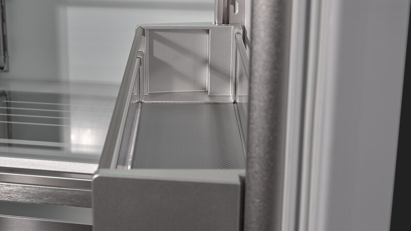 24" BUILT-IN FRIDGE COLUMN F7IRC24O1R