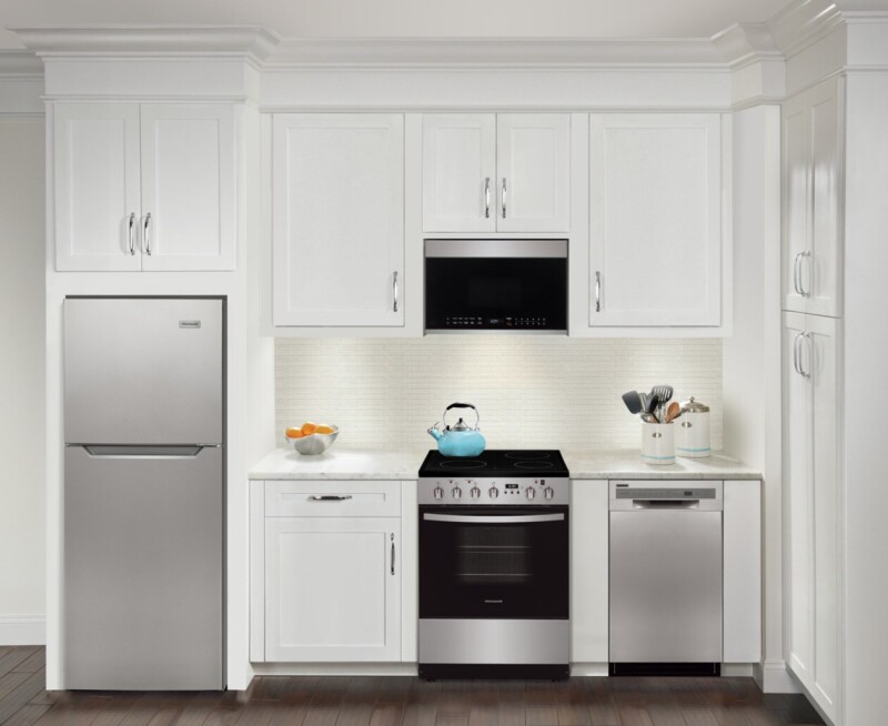 24" Freestanding Electric Range view 6