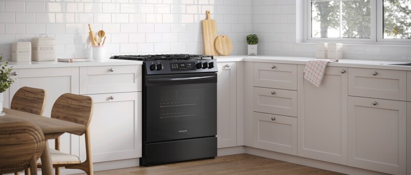 30" Gas Range with Steam Clean view 8