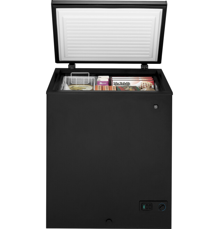5.0 Cu. Ft. Manual Defrost Chest Freezer FCM5SZBB, product image 2 of 2